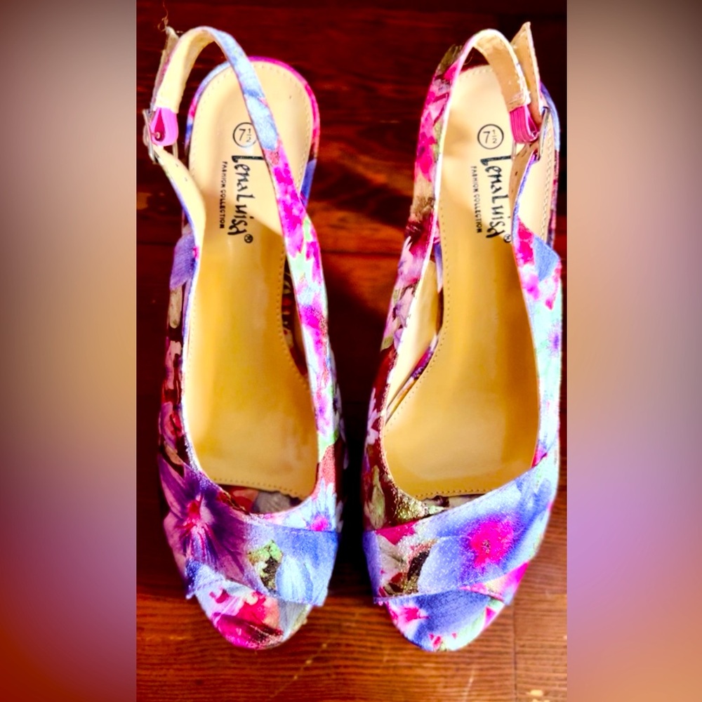 Paul Green Colorful Floral Heels